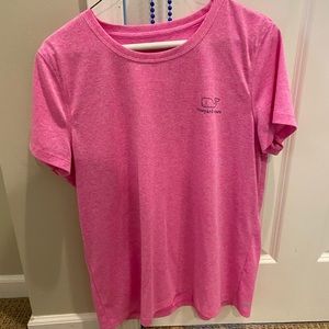 Women’s vineyard vines tshirt size large